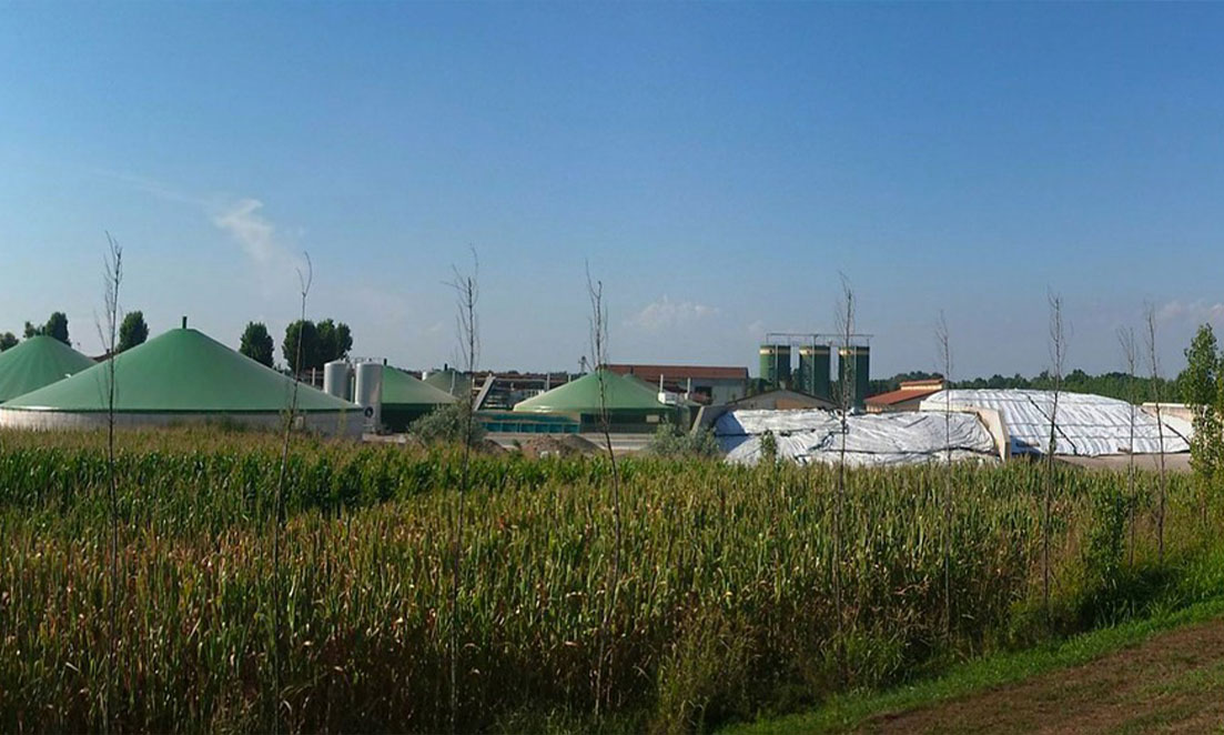 https://watt.co.uk/wp-content/uploads/2021/03/Biogas-can-be-produced-on-a-small-scale-1.jpg